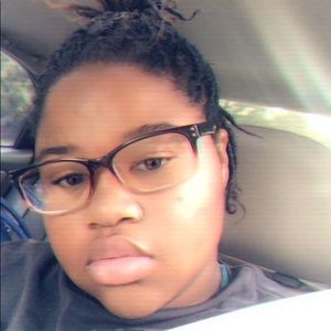 Meet your Posher, Kiya